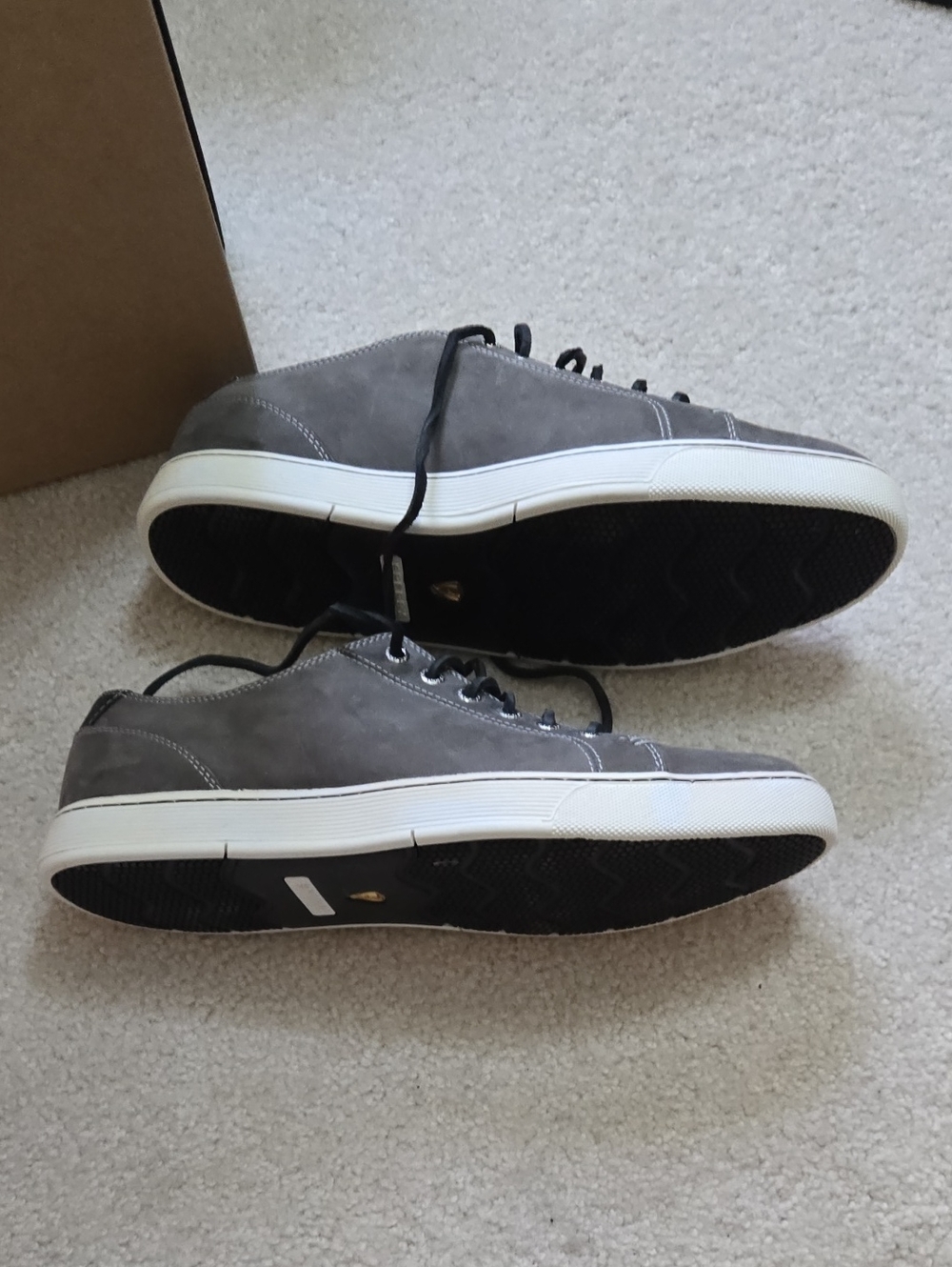 Sperry Men Gtey Sneaker, Not Used. - Picture 6 of 7